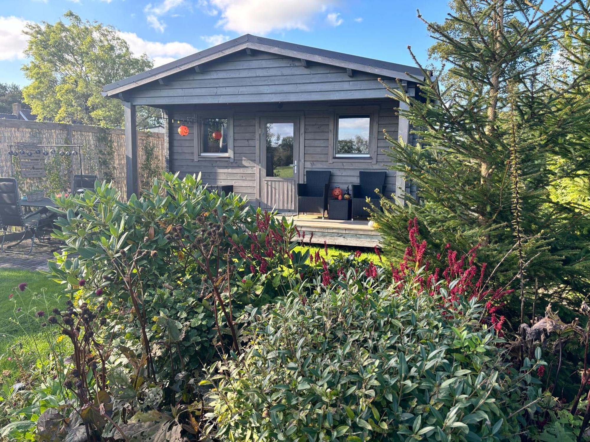 Chalet In Het Groen Met Airco Drachtstercompagnie Exterior foto